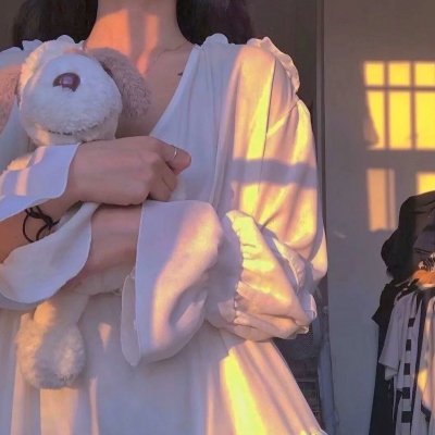 人到中年离婚吧顾总人到中年，离婚吧顾总